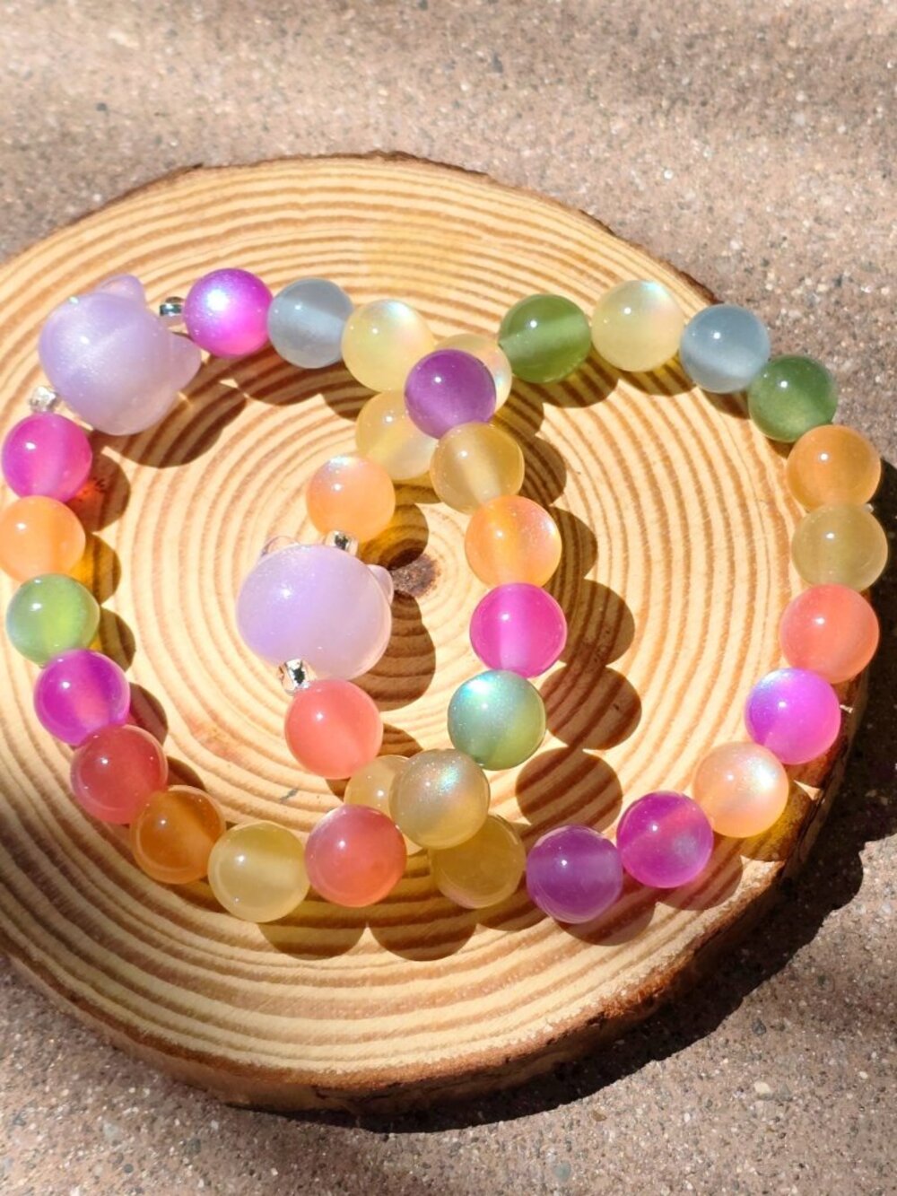 Handmade ✦ UV Reactive Color‑Changing Bracelet ✦ Nine‑Tail Fox Accent 10mm NWT - Picture 6 of 16